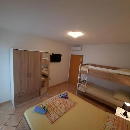 Studio Ravlic * Makarska